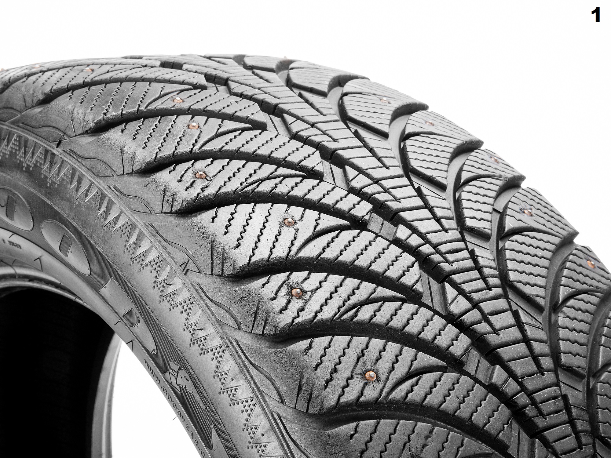 goodyear-ultragrip-ice-wrt-studded-snow-tires-275-55-r20-113s-set-of